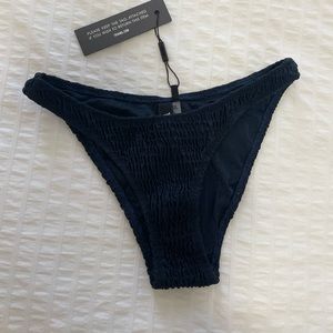 NWT Size S, Cheeky SARIA Triangl bikini bottom in “moonlight”